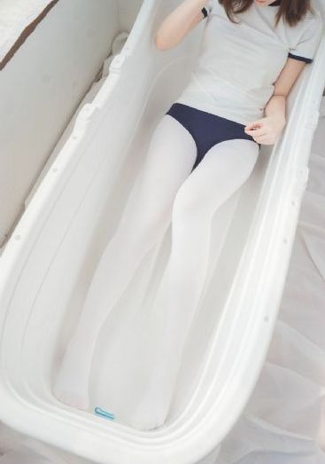女人高潮了是不是都夹的紧紧的_720免费观看韩国