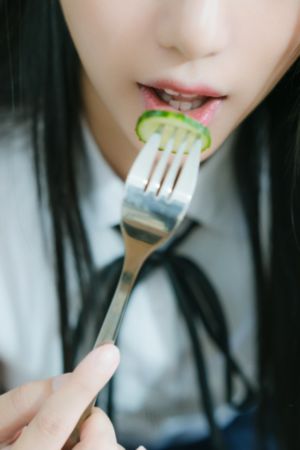国语对白刺激在线视频国产网红_超清在线播放观看