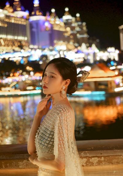 极品婬荡少妇69xxxxx亂倫_4K在线播放观看