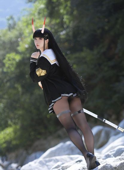 男女互扒衣服亲吻揉摸_720电影完整版