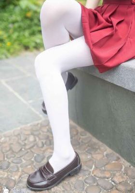 美女精品自拍一二三四_高清高清视频播放