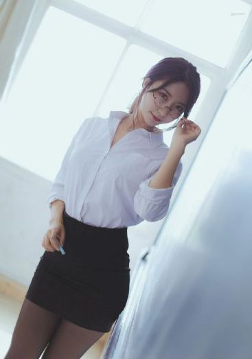 亚洲精品色AV_高清电影完整版在线观看