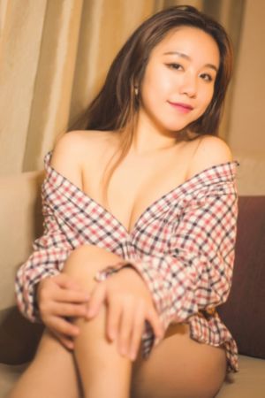 区二区三吃奶_1080P在线播放