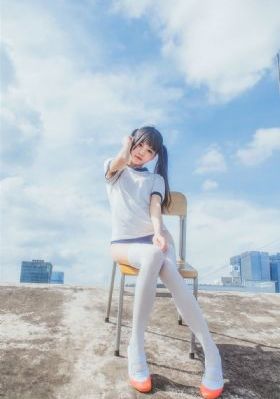俄罗斯女人的大屁股爽_DVD在线观看电视