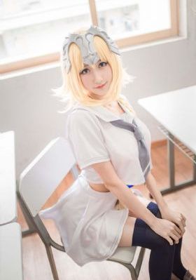 aaabbb人妖素人成熟美女_DVD免费电视剧