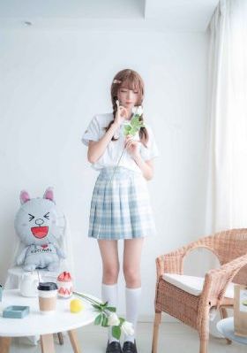 扒开腿挺进湿润的花苞视频_BD国语超清免费观看